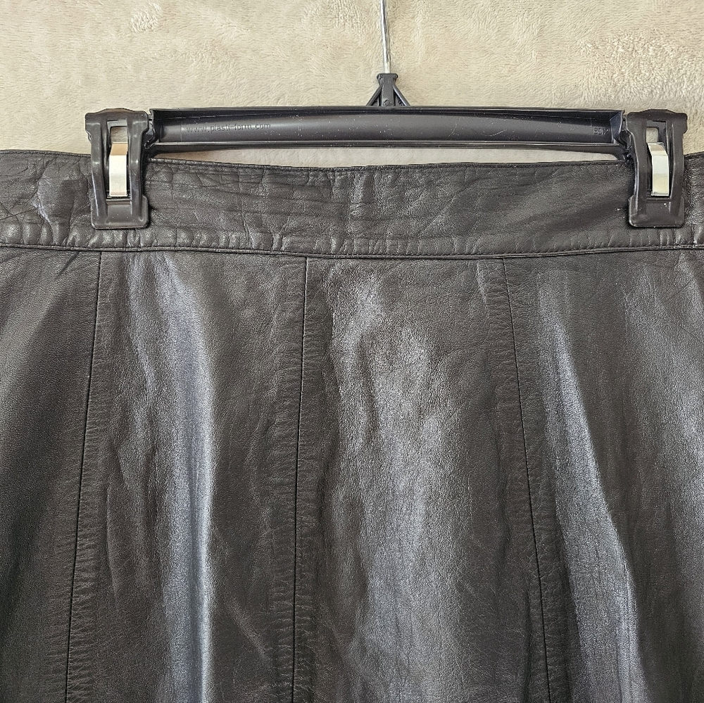 Vintage Deerskin Trading Post Black Leather Fit & Flare Midi Skirt Size 30 - Picture 4 of 8